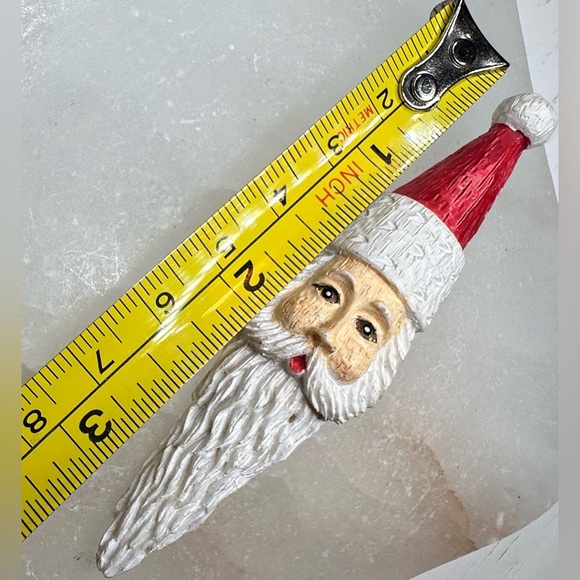 Santa head pin, wood and paint - Picture 3 of 3